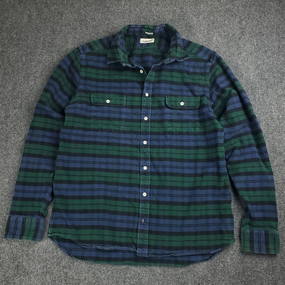 Men's Green & Navy Plaid Button-Down Shirt